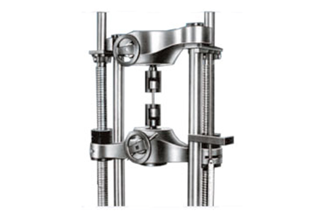 Attachment for Tension Test for shouldered and threaded specimens